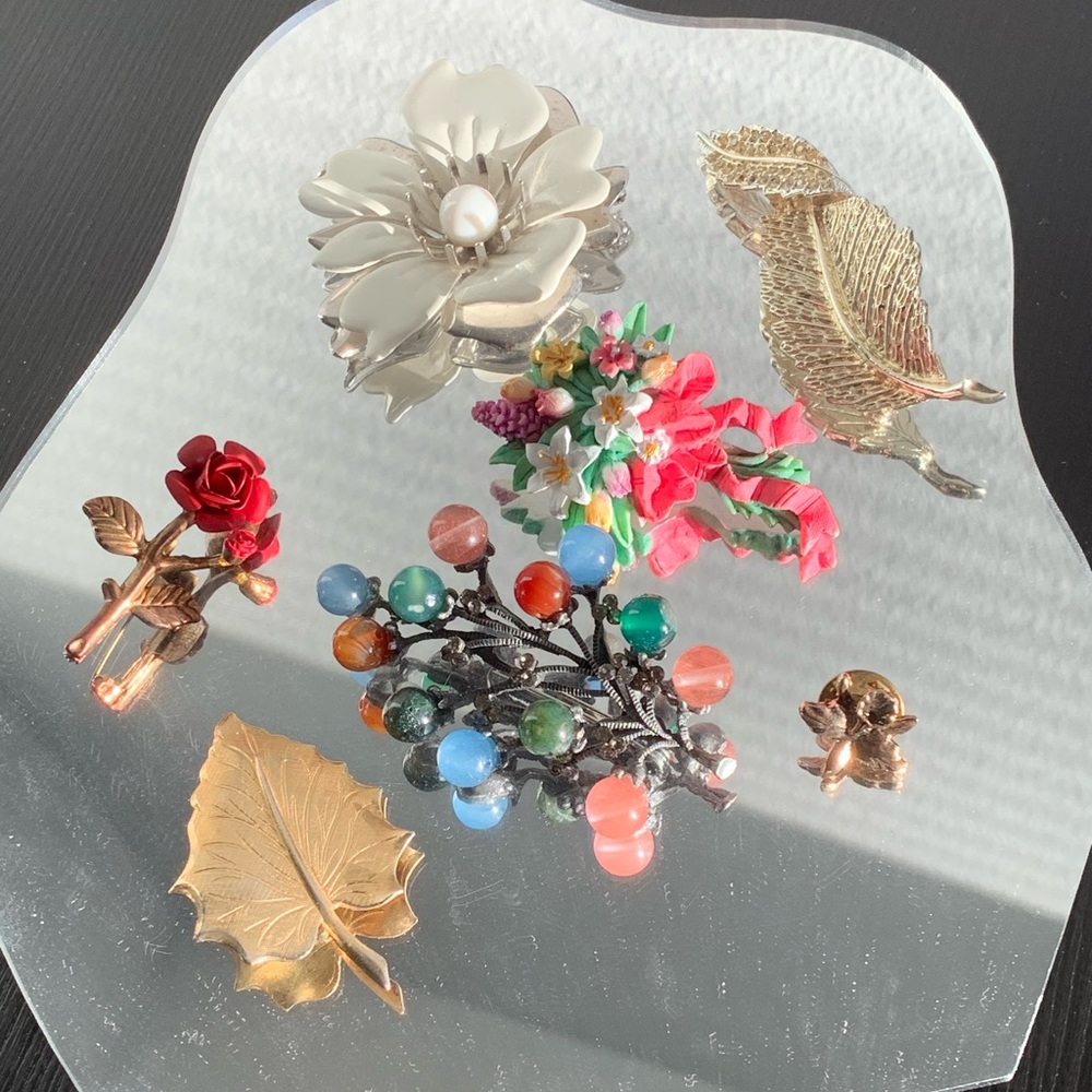 Vintage Floral & Leaf Brooch Lot